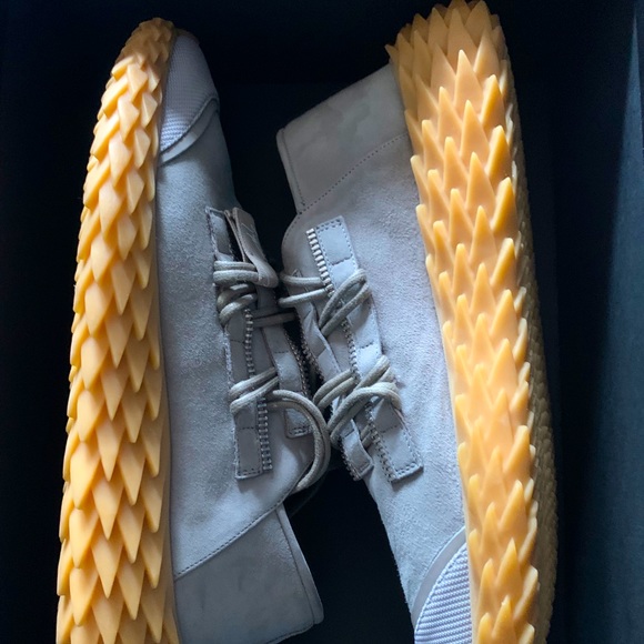 Deadstock Giuseppe Zanotti Urchin Sneakers - Picture 1 of 2
